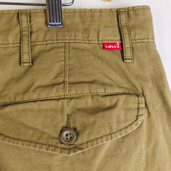 LEVI STRAUSS Men's Brown 100% Cotton Cargo Bermuda Red Tag Shorts Size 40 XL - Picture 8 of 12